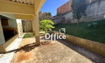 Imagem 5: Casa com 3 dormitórios para alugar, 158 m² por R$ 1.200/mês - Residencial Flamboyant - Aná