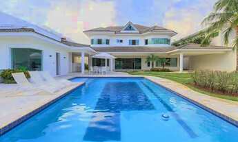 Imagem 2: Casa de condomínio para venda possui 700 metros quadrados com 5 quartos