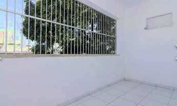 Imagem 2: ALUGO APTO AMPLO NA MADALENA