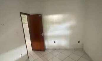 Imagem 3: Casa espaçosa 2 quartos 2 banheiros e garagem