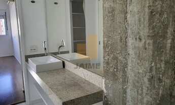 Imagem 4: Apartamento com 2 dormitórios e 1 vaga bem localizado em rua arborizada e tranquila - San