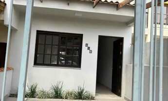 Imagem: Casa com 2 Quarto(s) e 2 banheiro(s) para