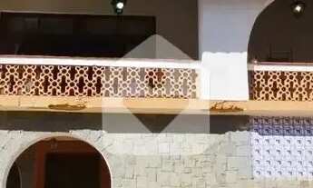 Imagem: Casa para venda com 6 quartos, 1900m²