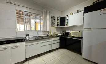 Imagem 7: Residencial Casa - Venda - 330,00 (M²) de Área Total - 330,00 (M²) de Área Privativa - 69