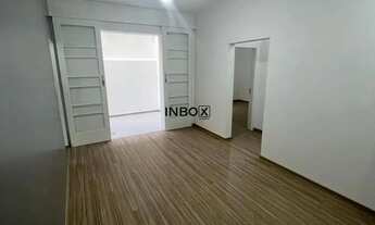 Imagem 4: Apartamento reformado no Moinhos de Vento com 95m² privativos e 1 vaga de garagem