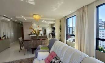 Imagem 3: Dois apartamentos unificados no Centro de Capão da Canoa, com 177 m² privativos, 5 dormitó