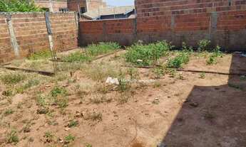 Imagem: Terreno à venda, 200 m² por R$ 118.000,00