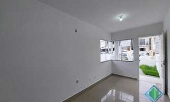 Imagem 2: Casa estilo geminada no bairro Bela Vista da Palhoça