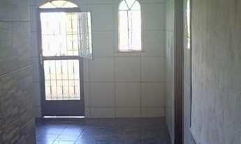 Imagem 4: Terreno enorme com 03 casas grandes prontas para morar ou alugar