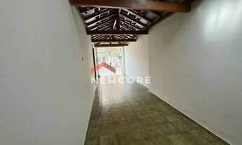 Imagem 2: Casa em Rua Pedro Álvares Cabral - Jardim Ártico - Araraquara/SP