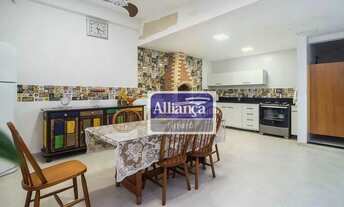 Imagem 2: Casa no ingá com 3 suites e vaga de garagem