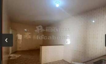 Imagem 5: Casa Padrão com 3 Dormitórios no bairro Vila Imperial