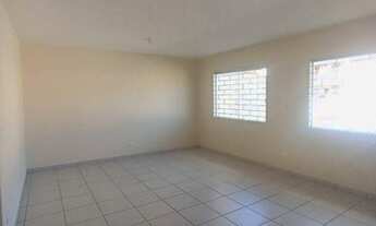 Imagem 4: Casa com 3 dormitórios para alugar, 100 m² por R$ 2.443,54/mês - Capão da Imbuia - Curitib