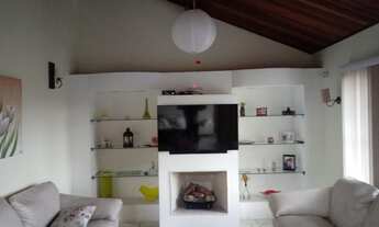 Imagem 4: Sobrado para venda possui 237 metros quadrados com 4 quartos em Jardim do Estádio - Santo