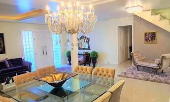 Imagem 6: Casa de alto padrão no centro de Alfredo Wagner-Serra Catarinense