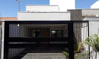 Imagem: Casa alto padrão, 3 quartos (1 suíte)