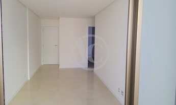 Imagem 7: Venda de Apartamento com 4 quartos sendo 1 suíte e 2 vagas de garagem na Praia de Itaparic