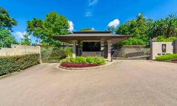 Imagem 5: Casa de condomínio para venda tem 605 metros quadrados com 4 quartos