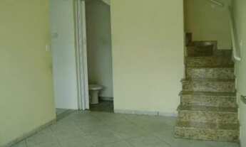 Imagem 2: Sobrado à venda com 2 dorms e 2 vagas na Vila Aricanduva!