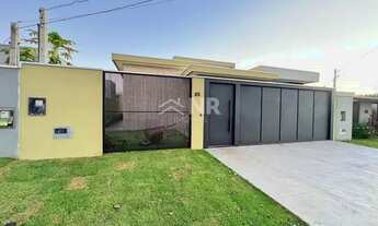 Imagem 2: Venda] Casa térrea com piscina à venda no Jardim Cristhais II