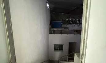 Imagem 4: BELISSIMO PONTO COMERCIAL PARA LOCAÇAO NA AV. GENERAL MAC COM AREA DE 250M²