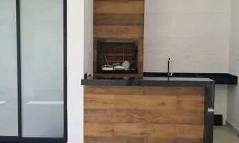 Imagem: Casa de condomínio térrea para venda possui