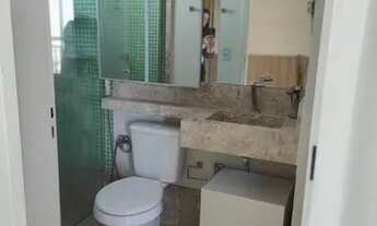 Imagem 7: Ao lado da Católica