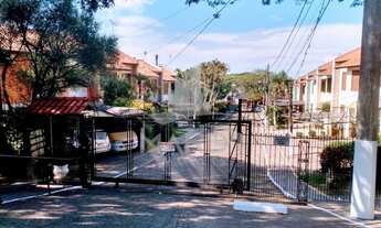 Imagem 2: PORTO ALEGRE - Casa de Condomínio - Hípica