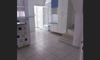 Imagem 7: Casa de vila ao lado da faculdade Belas Artes