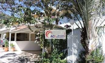 Imagem 2: Casa de Condomínio para venda em Granja Viana de 211.00m² com 3 Quartos, 1 Suite e 2 Garag