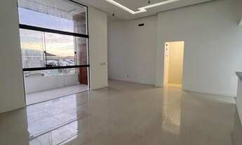 Imagem 2: Casa de condomínio para venda com 216 metros quadrados com 3 quartos em Lagoa - Macaé - RJ