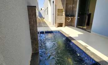 Imagem 2: Vende-se Casa de 3 suítes com piscina