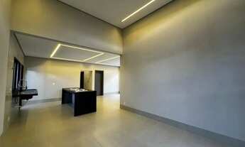 Imagem 2: VENDE-SE CASA MODERNA COM TRÊS SUÍTES NA 309 SUL