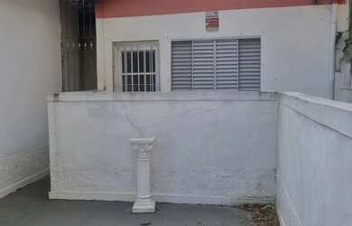 Imagem 7: Casa para venda possui 200 metros quadrados com 3 quartos em Campo Belo - São Paulo - São