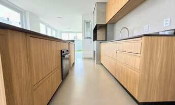 Imagem 6: Sobrado para aluguel possui 176 metros quadrados com 3 quartos em Campeche - Florianópolis