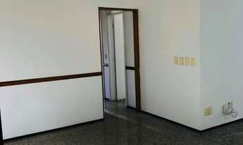 Imagem 6: Apto na Varjota com 130m2 de área, 3 quartos, móveis fixos, dependência completa e 3 vagas