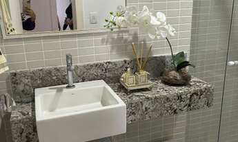 Imagem 4: 2 Quartos (1 Suíte), Andar Alto, Sol da Manhã, Vista do Mar, Closet, Armários, Porcelanato