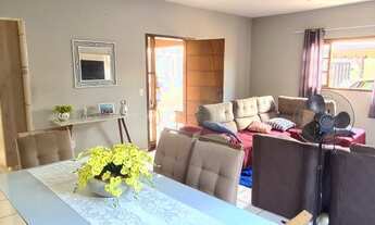 Imagem 7: Casa para venda tem 300 metros quadrados com 4 quartos