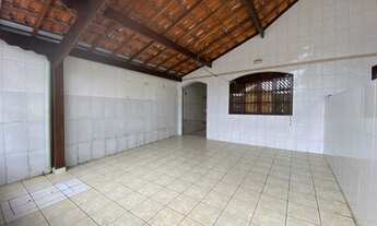 Imagem 3: Térrea para venda possui 110 metros quadrados com 2 quartos em Caiçara - Praia Grande - SP
