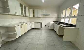 Imagem 7: Excelente casa térrea 03 suítes em Alphaville