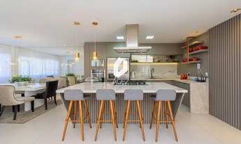 Imagem: Casa de Condomínio com 4 Suítes e Terraço