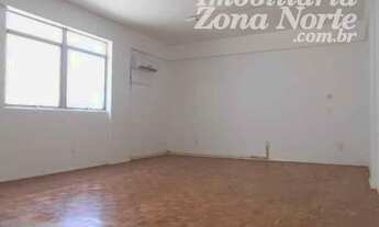 Imagem 4: Conjunto comercial com 40m² privativos, sala ampla e 1 banheiro. 3º andar, lateral, piso p