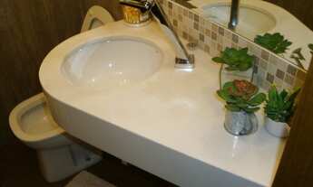 Imagem 6: Belo sobrado em rua tranquila,perto de colégio,avenida bem localizado,boa distribuição int