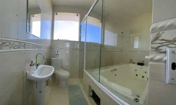 Imagem 6: Casa alto padrão em Cond fechado na região dos lagos