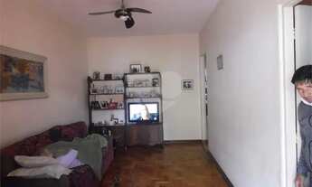 Imagem 6: Casa com 150 M² de área útil, possuindo 3 dormitórios, 2 salas, banheiro e 7 vagas de gara