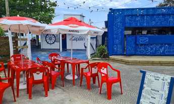 Imagem 2: Bar e Restaurante na Praia