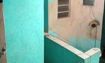 Imagem 2: Terreno com 7 casas e dois salões