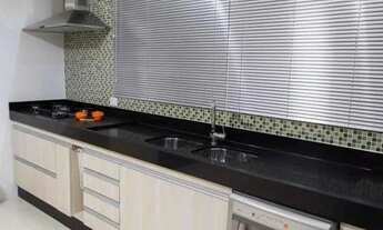 Imagem 5: Sobrado para venda possui 370 metros quadrados com 4 quartos