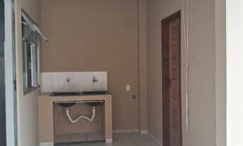 Imagem 2: Casa pequena Casa com 2 dormitórios