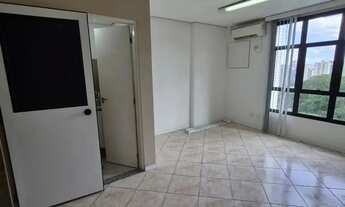 Imagem 2: Oportunidade Imperdível! Sala Comercial para Locação No Bairro Jardim Aquarius em Frente a